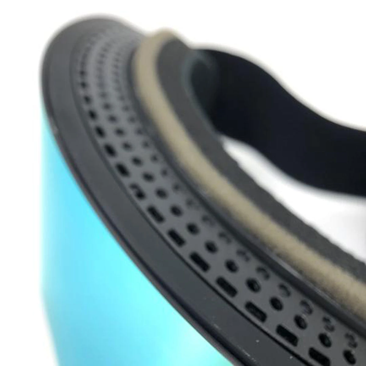 Ashbury Hornet Black Triangle Snowboard Goggles - Gold Mirror/Yellow Spare 2 Ashbury Hornet Black Triangle Snowboard Goggles - Gold Mirror/Yellow Spare - Image 2