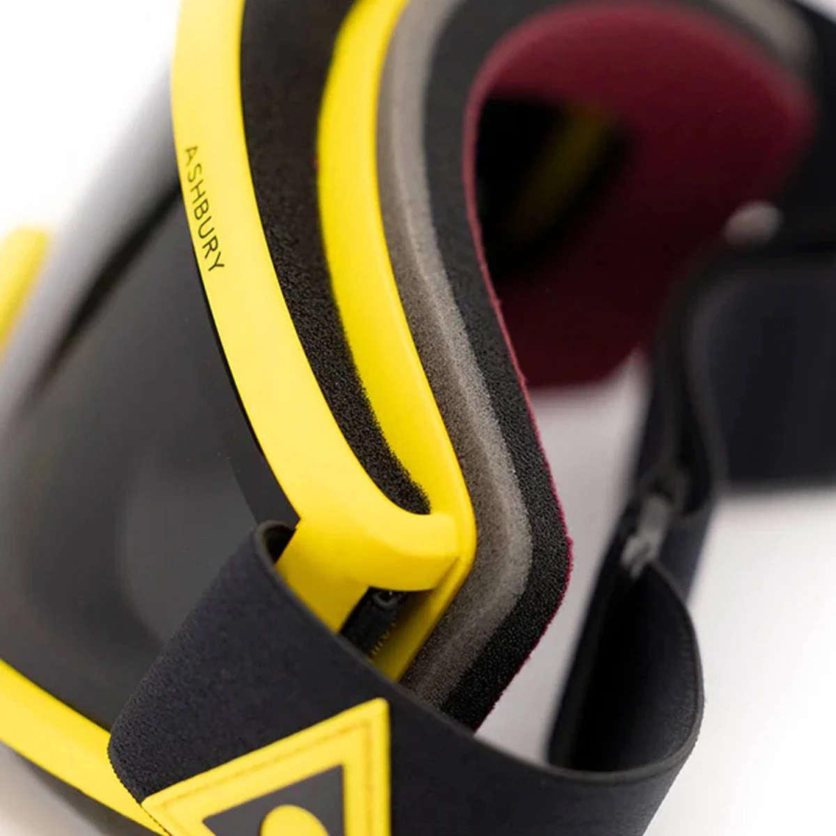 Ashbury Blackbird Triangle Snowboard Goggles - Gold/Dark Smoke/Yellow Spare 2 Ashbury Blackbird Triangle Snowboard Goggles - Gold/Dark Smoke/Yellow Spare - Image 2